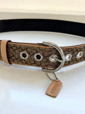 NEW Vintage Coach Mini Signature Soho Belt Khaki 3977 Size Medium NWT